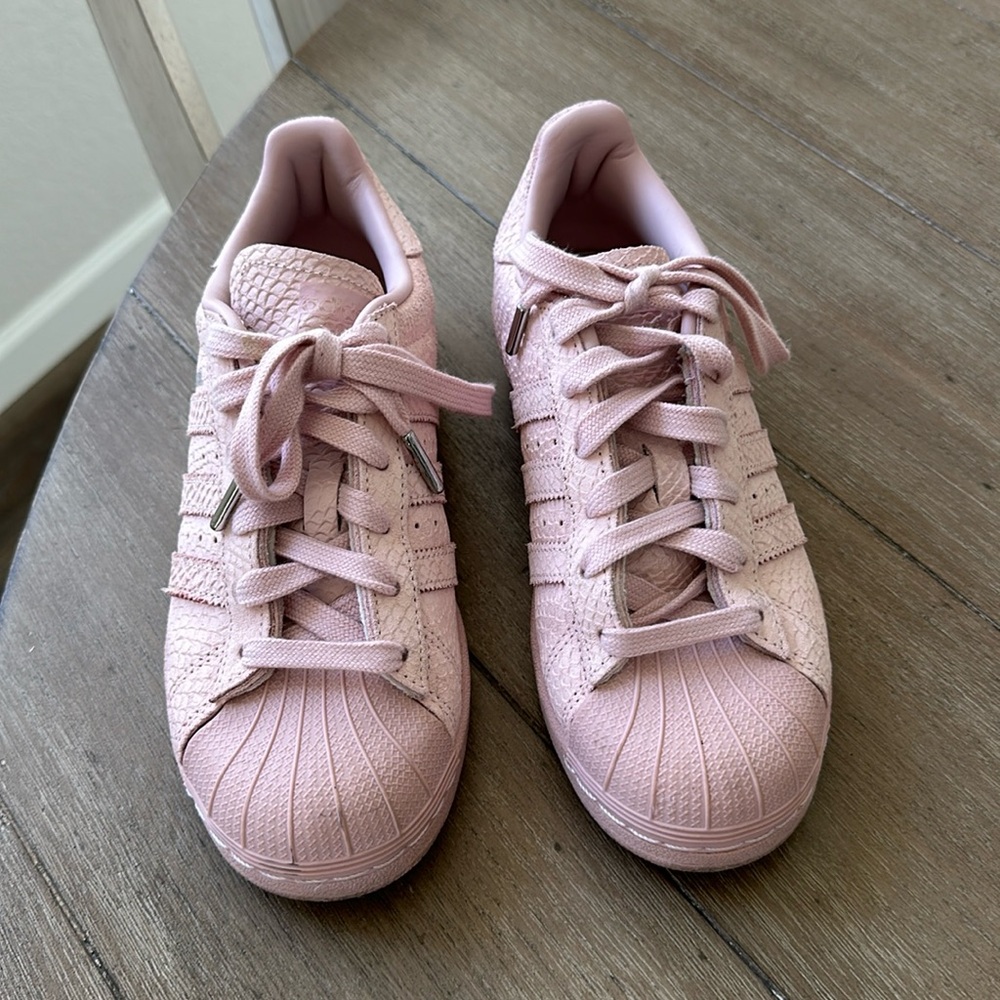 Pink Adidas Superstar Size 5